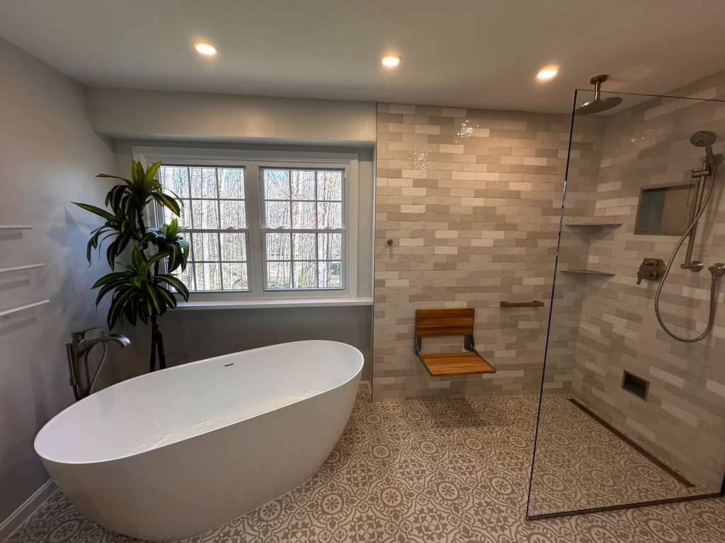 After: Jetted tub to a freestanding spa