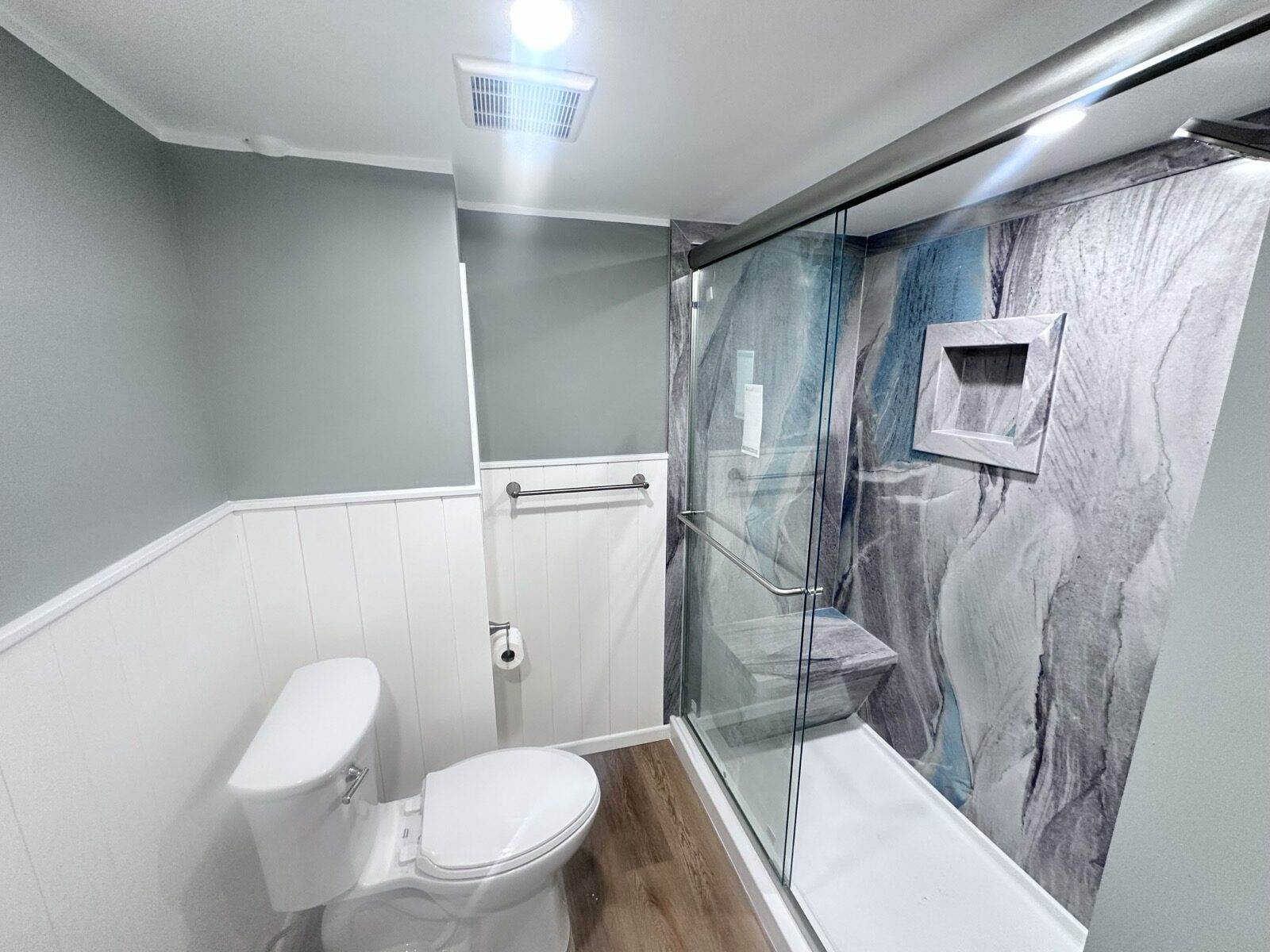 After: A basement bath, completely reborn